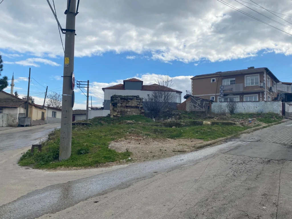 Fatih'in süt annesinin mirası unutuldu mu 7.5 yıldır ihya bekliyor (5)