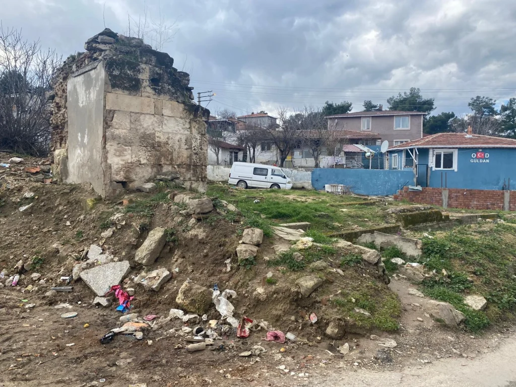 Fatih'in süt annesinin mirası unutuldu mu 7.5 yıldır ihya bekliyor (5)