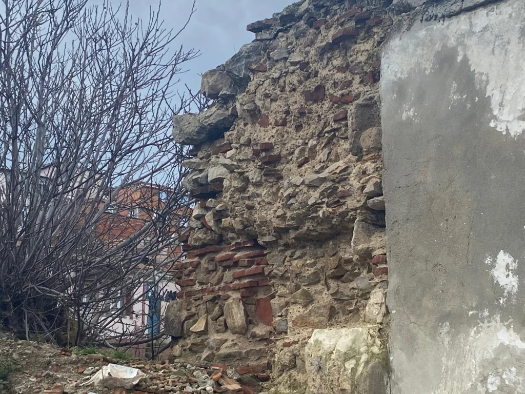 Fatih'in süt annesinin mirası unutuldu mu 7.5 yıldır ihya bekliyor (5)