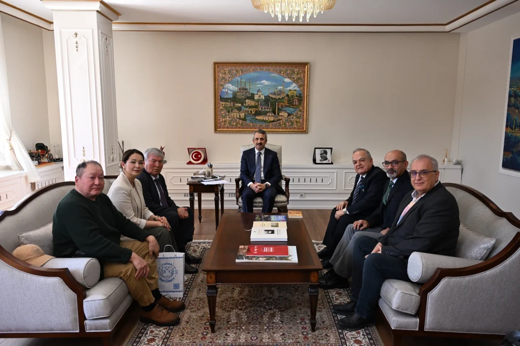 Kazakistan heyetinden Vali Sezer'e ziyaret