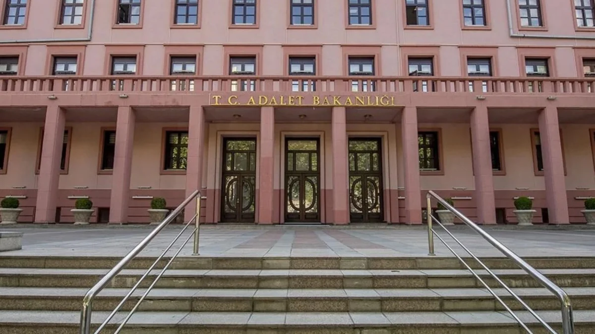 Adalet Bakanlığı'ndan 81 ilde 'sanal devriye'