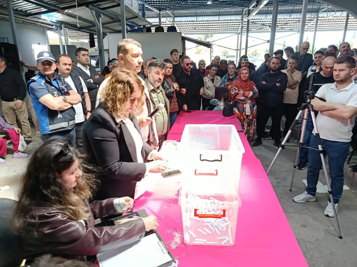 Balkan Pazarı'nda Edirne esnafının kura heyecanı