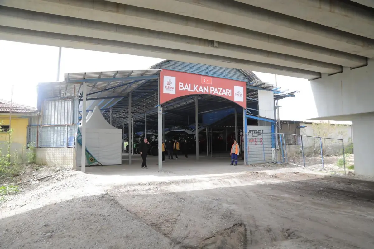 Başkan Gencan Balkan Pazarı’nda İncelemelerde Bulundu