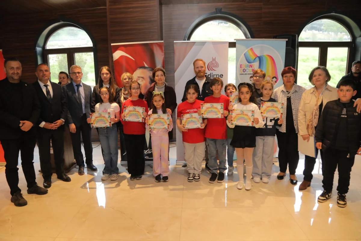 "Benim Dünyam" resim sergisi açıldı