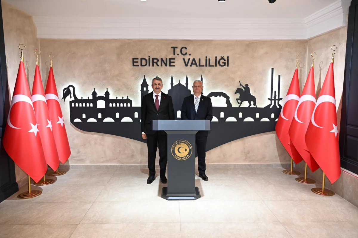 Bulgaristan İçişleri Bakanı Dechev'den Vali Sezer'e ziyaret