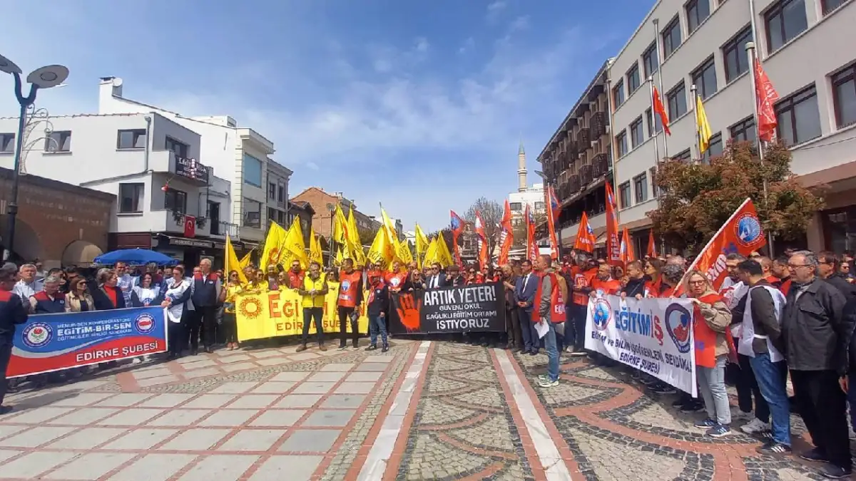 Edirne’de Eğitimciler Okullarda Şiddete Karşı Ayakta