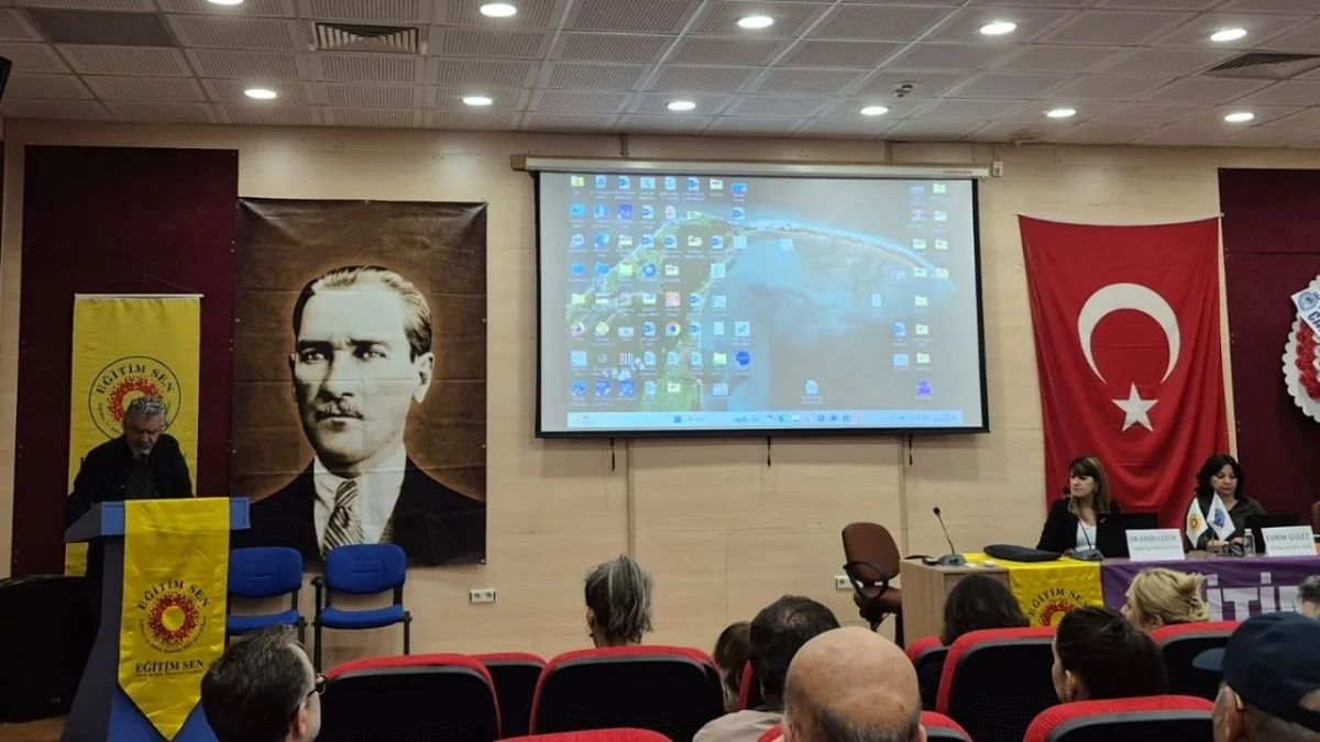 Eğitim Sen Kadın Meclisi'nden iki temalı panel