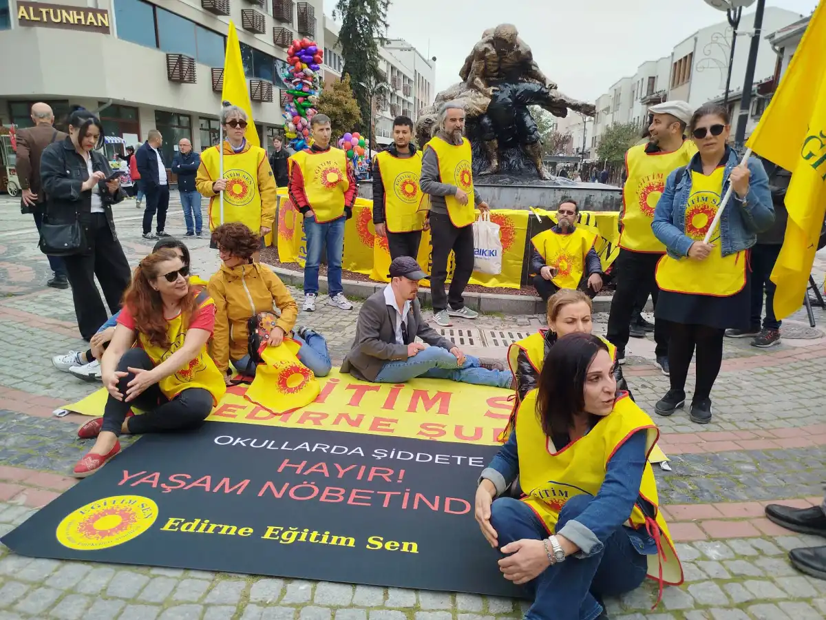 Eğitim Sen’den Saraçlar’da “Yaşam Nöbeti”