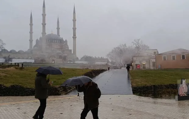 Kuzey Ege’de Fırtına Alarmı:  Ulaşımda Aksamalar Bekleniyor