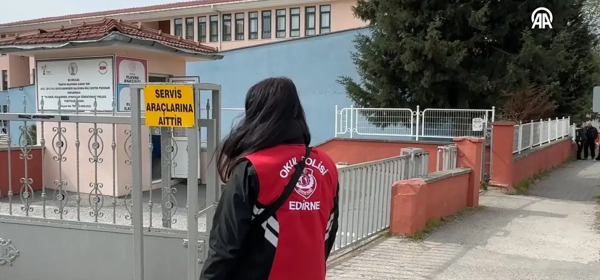 Okullarda Güvenlik Seviyesi En Üst Düzeye Çıkarıldı