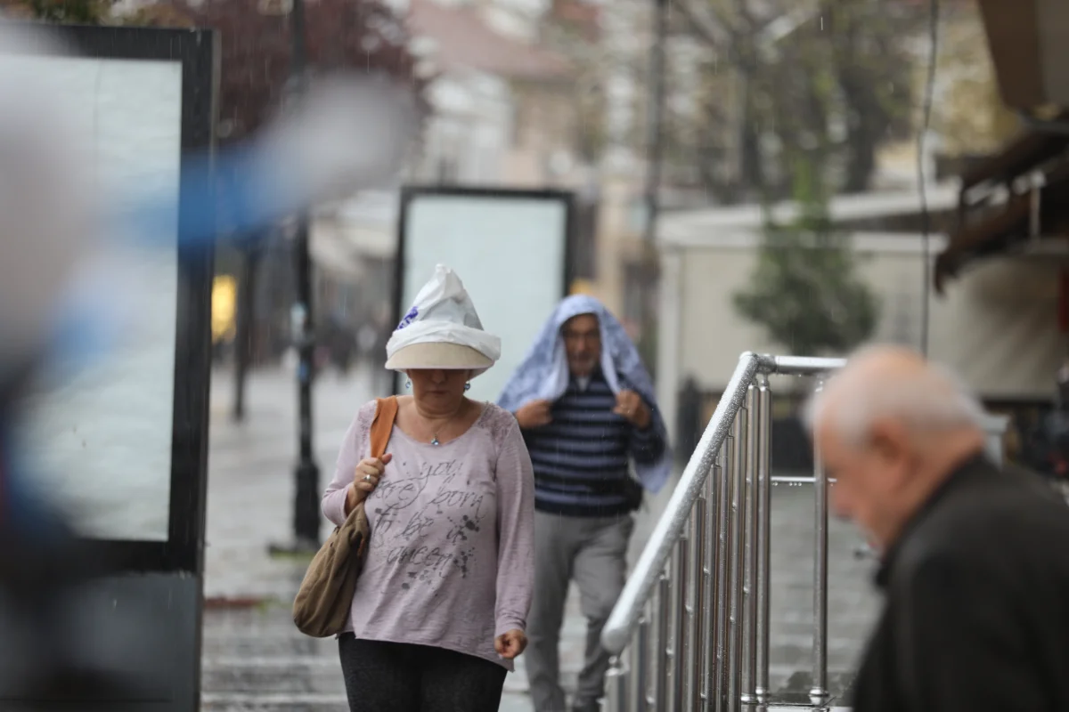 Sağanak Hayatı Olumsuz Etkiledi