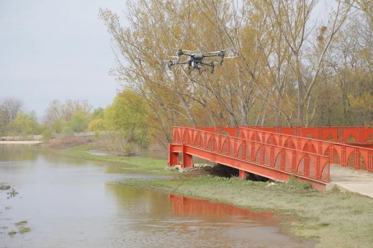 Sivrisineğe Karşı Yoğun Mücadele: Drone Destekli İlaçlama