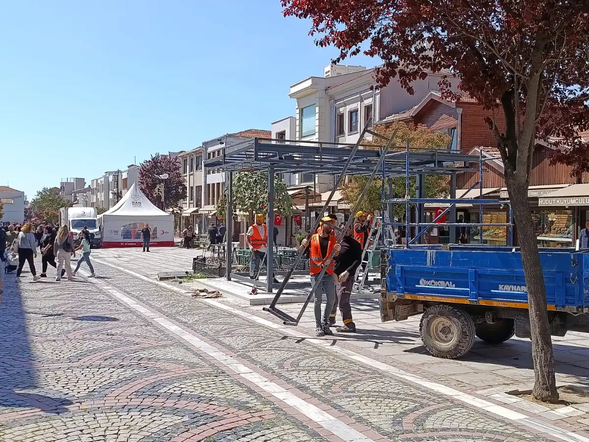 Tartışmalı irtibat ofisi Saraçlar'dan kaldırıldı