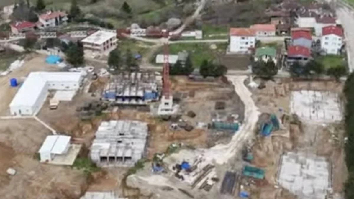 TOKİ Konutlarında İlk Kazma Vuruldu