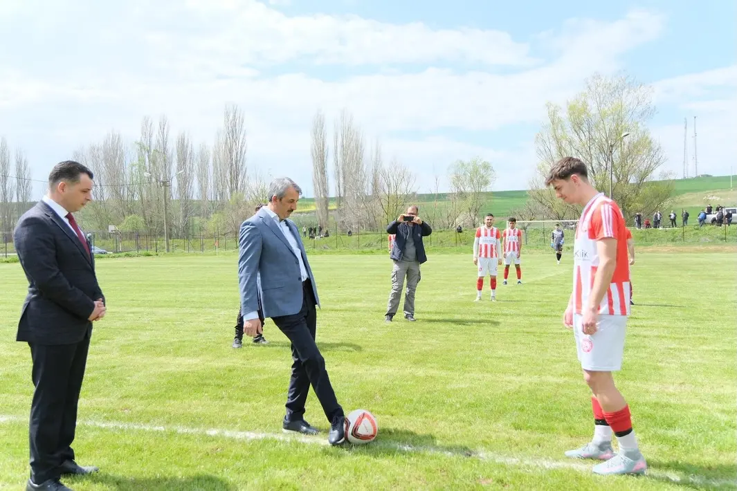 Vali Sezer’den Yenilenen Sahada İlk Vuruş