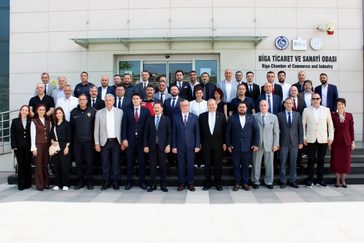 Biga'da mülki ve idari amirleri bir araya geldi