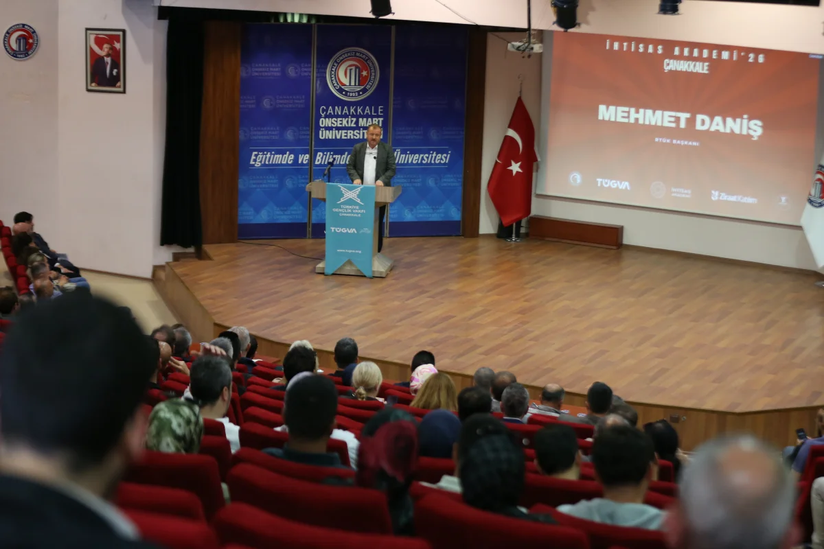 Daniş: “Gençlerin yüzde 35’i dijital okuryazarlıkta yetersiz”