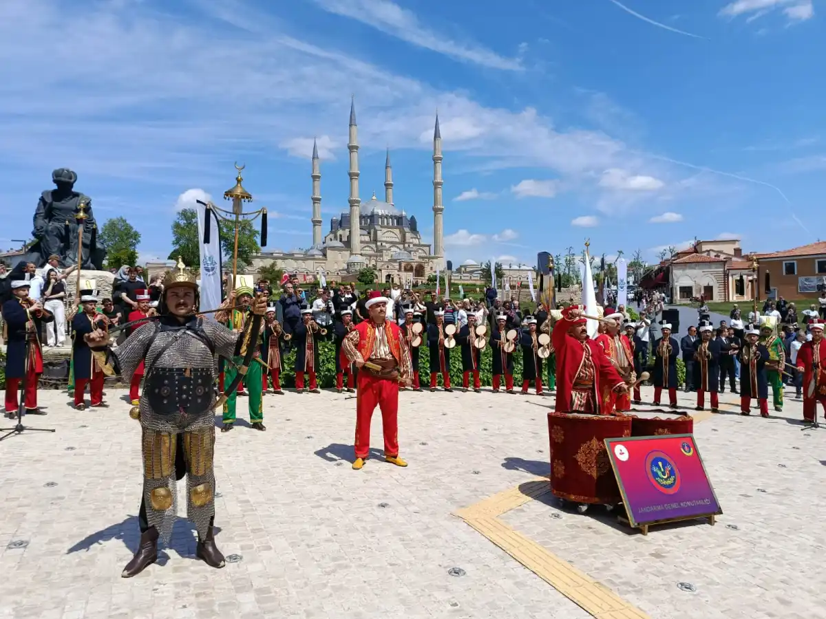 Dev fetih kutlaması mehterle başladı