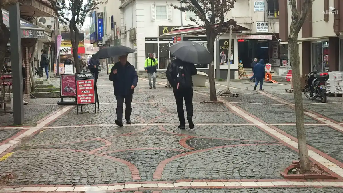 Edirne İçin Kuvvetli Yağış Uyarısı: Saat Verildi, Riskler Sıralandı
