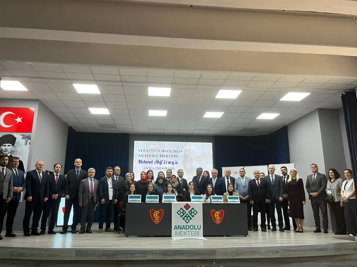 Edirne Lisesi’nde Milli Şair’e Anlamlı Anma