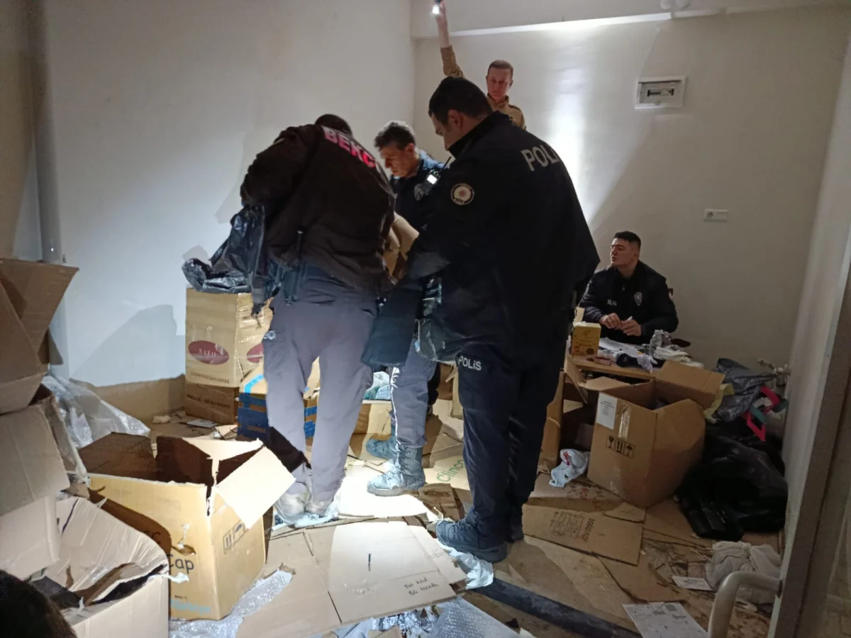 Edirne'de şok olay: Şiddet ihbarında 30 bin kaçak ürün!
