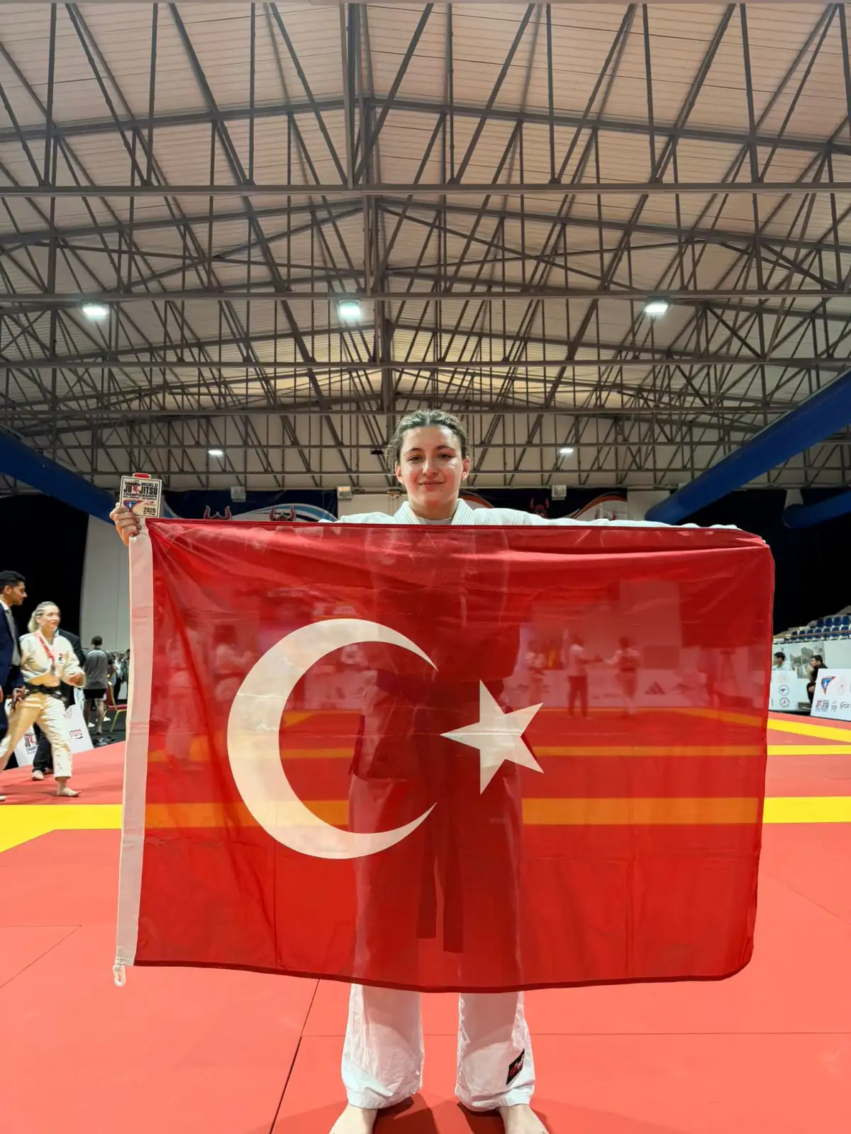 Edirneli Milli Sporcu İzel Erim’den Tarihi Başarı