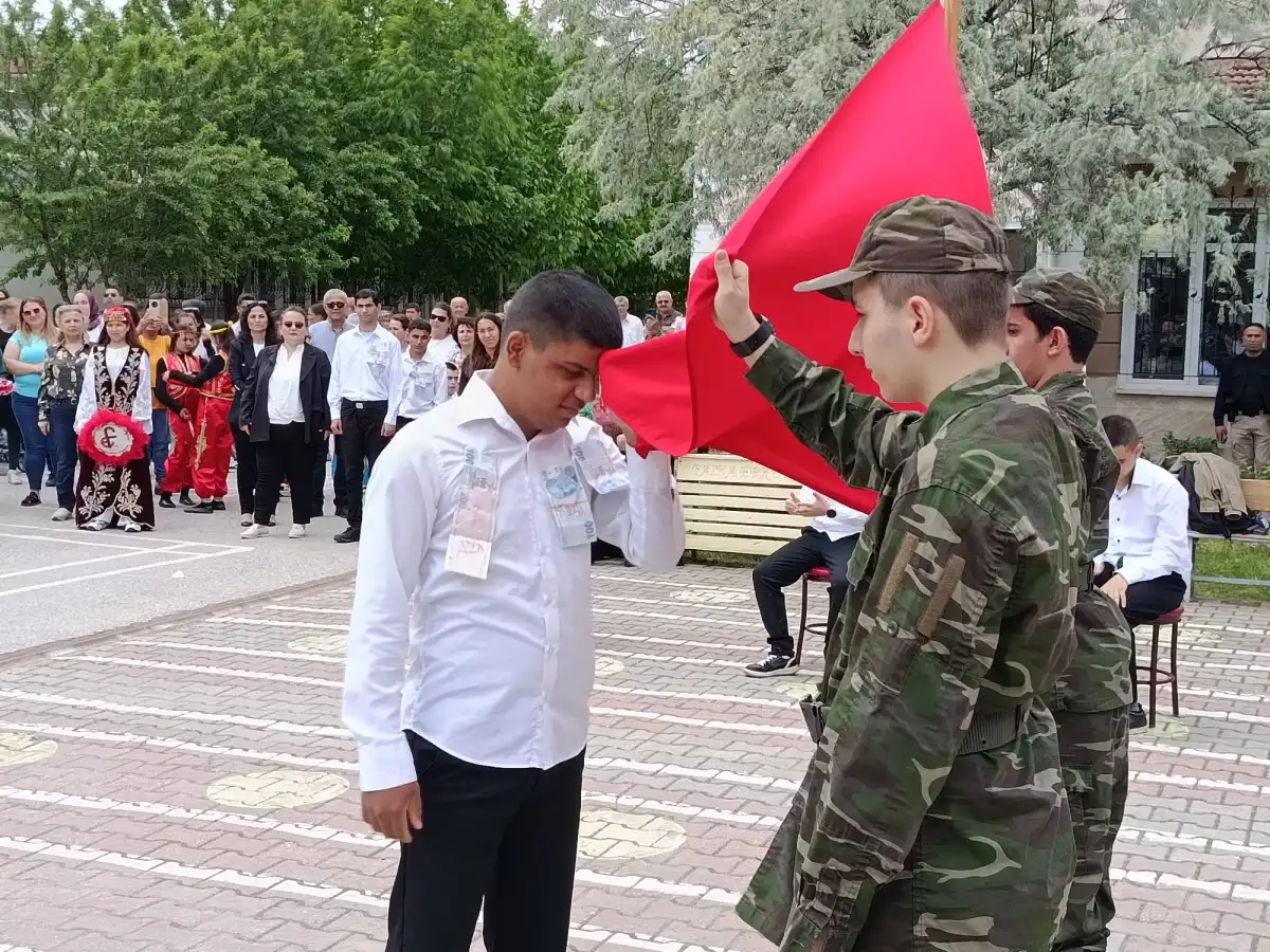 Engel tanımayan asker selamı!