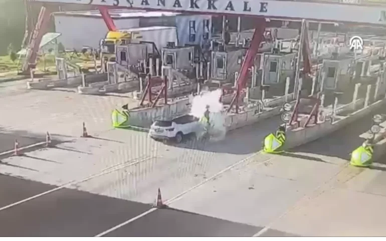 Gişelerde Feci Kaza