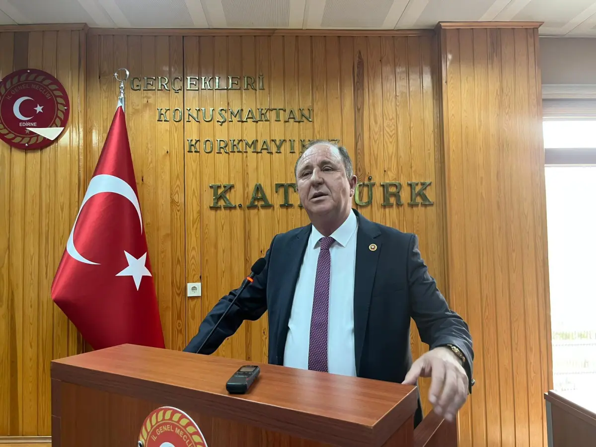 'Gözümüz saraylarda değil, insanca yaşamda'