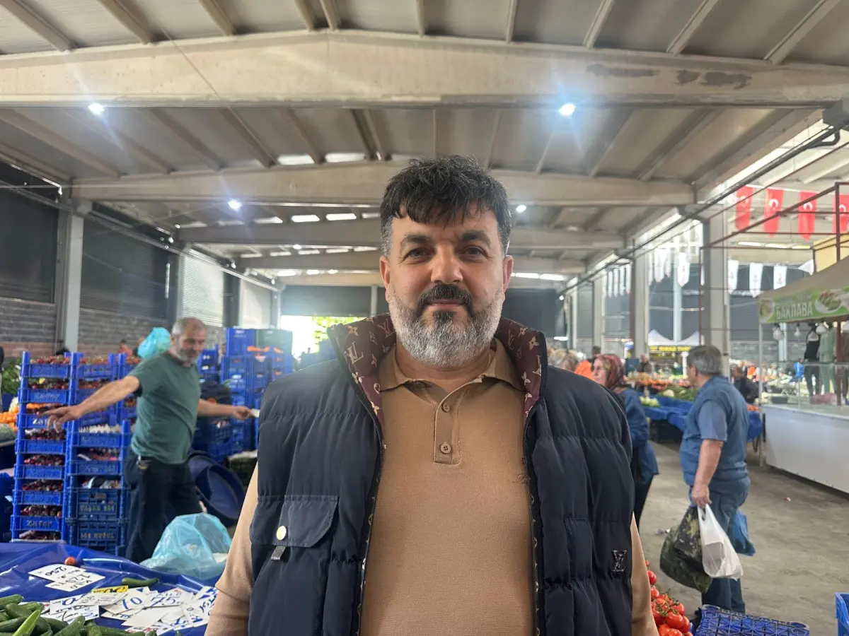 Hasırdan, Pazarda Fiyatlar Uygun Mesajı: “Edirne Halkımızı Korumaya Çalışıyoruz