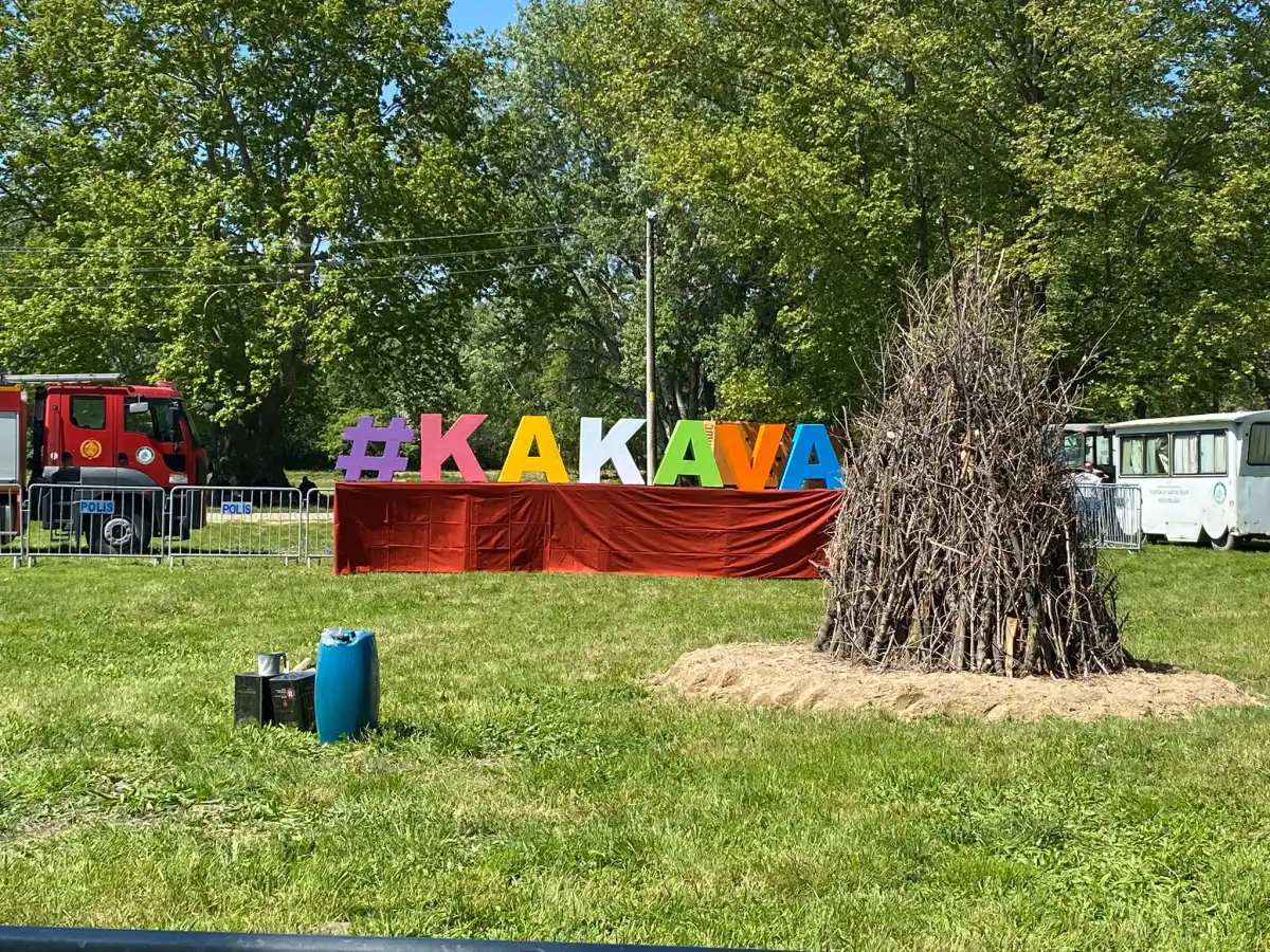 Kakava ateşi yanmaya hazır