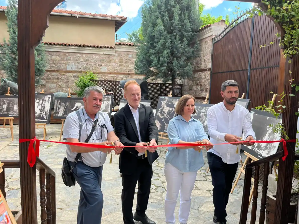 "Kaybolan Meslekler" Fotoğraflarla sergilendi