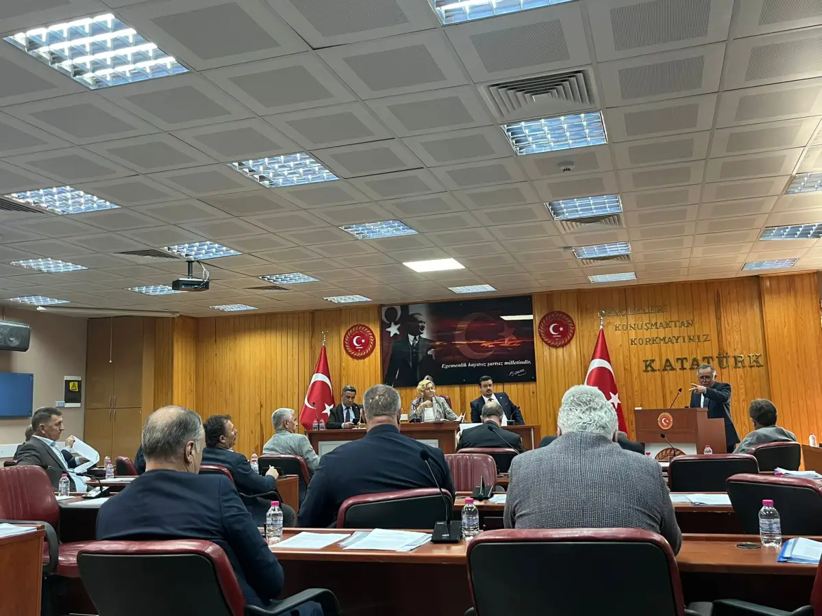 Mecliste Komisyon Raporları Görüşüldü