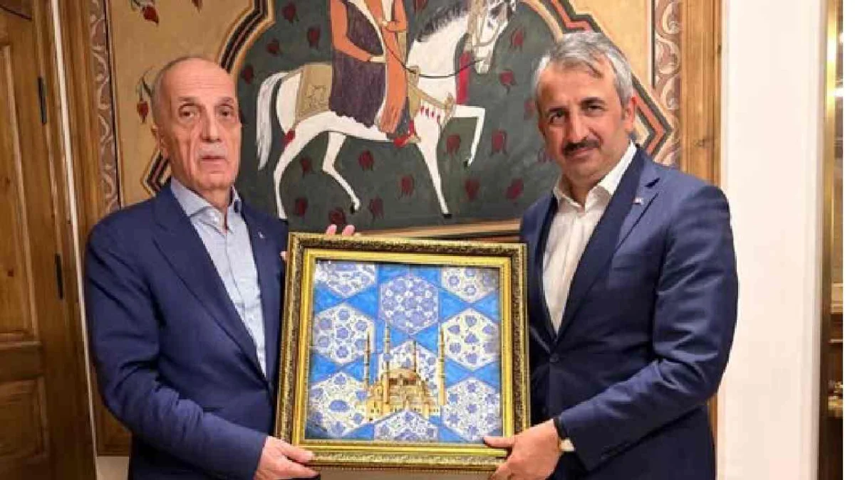 TÜRK - İŞ Genel Başkanı Atalay, Edirne Valisi Sezer'i ziyaret etti