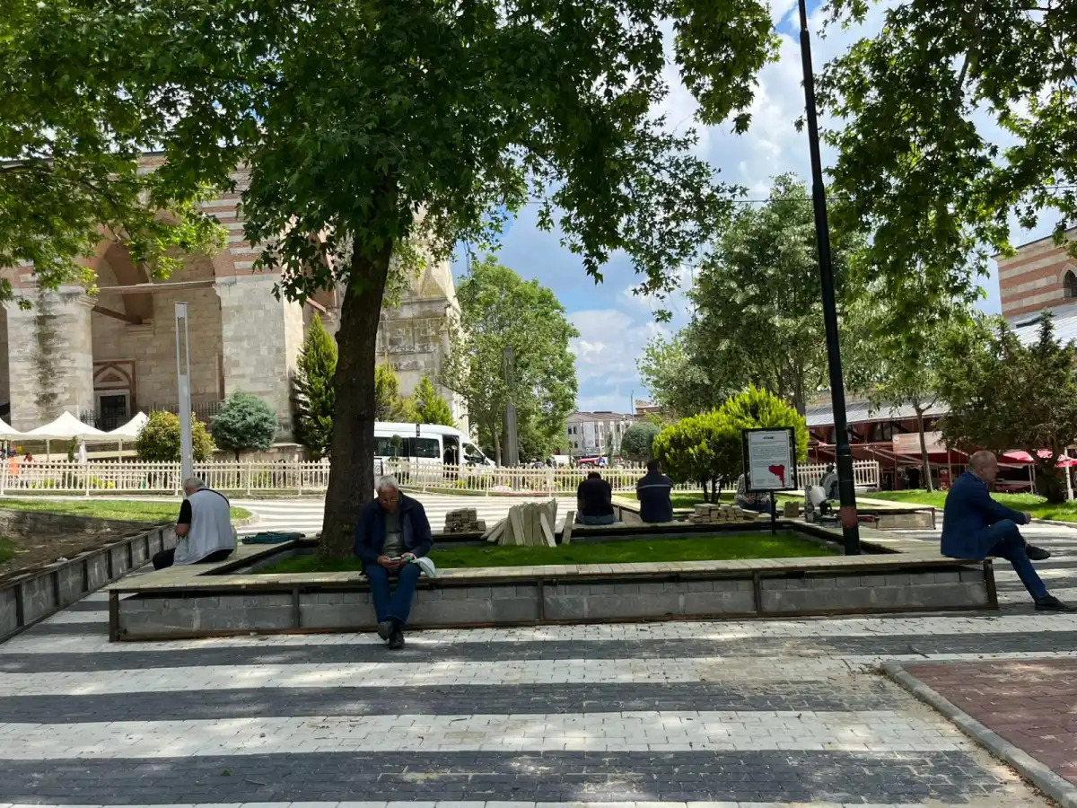 Zübeyde Hanım Parkı Yeniden Şekilleniyor!