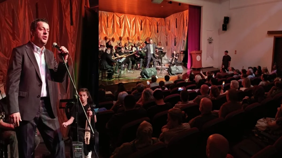 Babalar Günü konserinde sahne Soytürk'ün