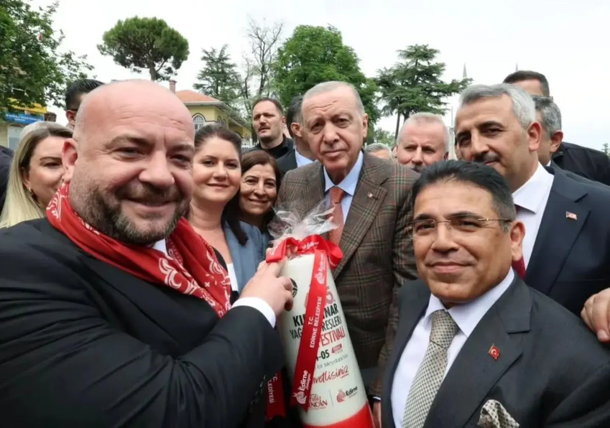 Cumhurbaşkanı Erdoğan Kırmızı  Dipli Mumla Kırkpınar Davet Edildi