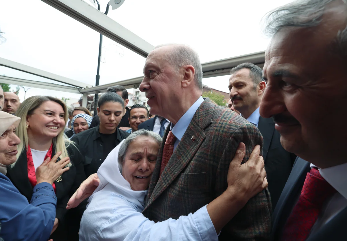 Cumhurbaşkanı Erdoğan'dan Edirnelilerle çay molası