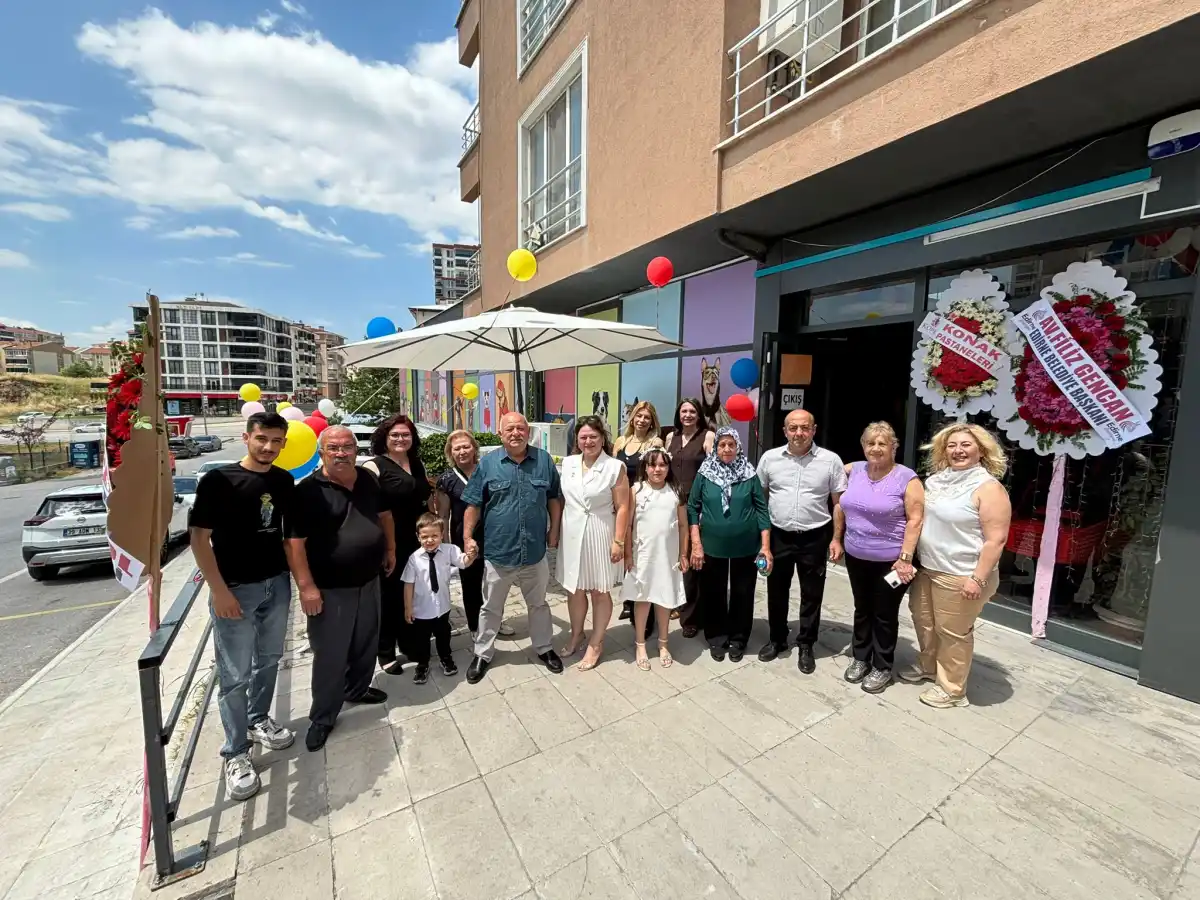 Edirne'de Hero Pet Grossmarket yenilenen yüzüyle açıldı