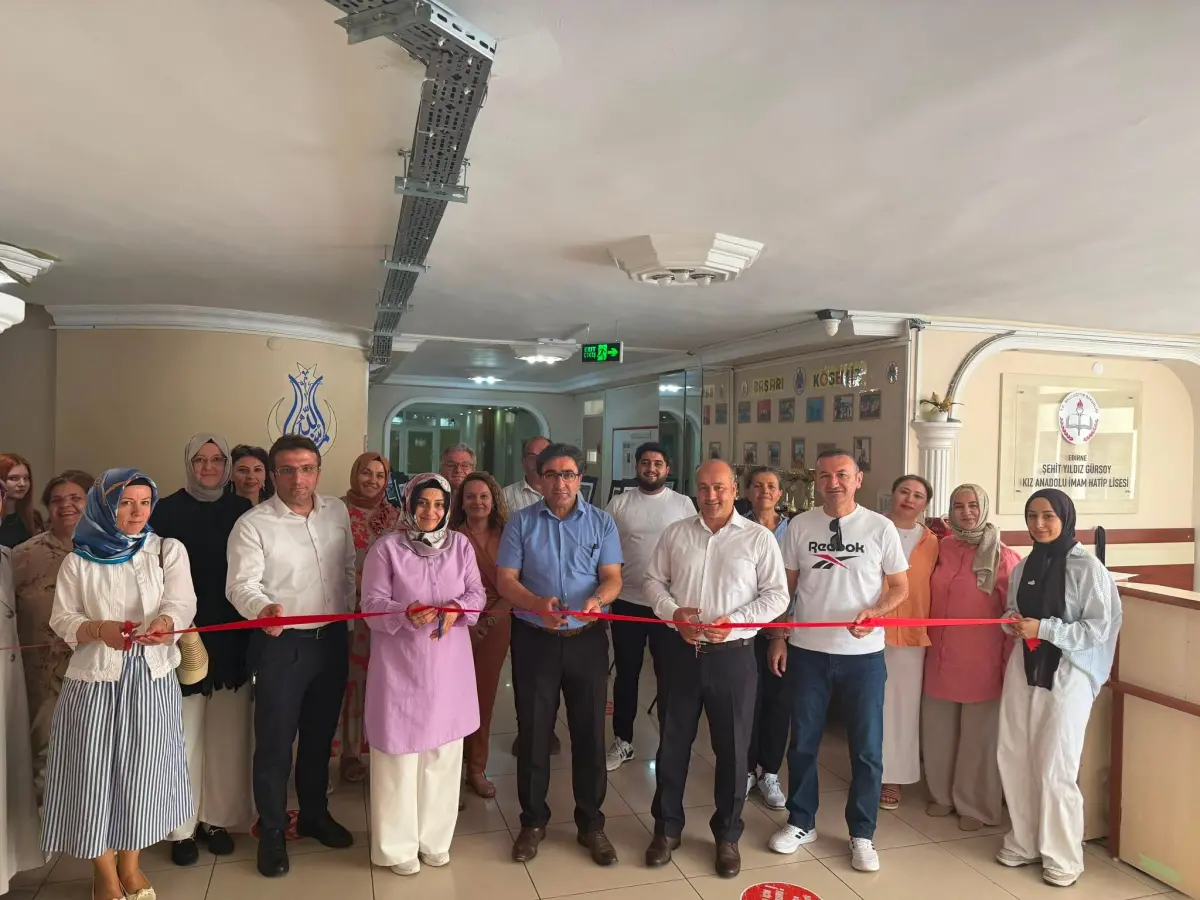 Edirne'de "Sinema ve Fotoğrafçılık" konulu sergi açıldı