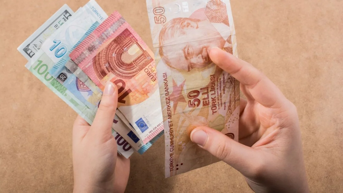 Kredi Çekmeyi Düşünenler Dikkat! Faizlerdeki Değişim Geri Ödeme Tutarlarını Etkiliyor