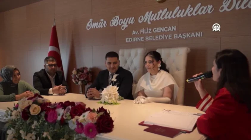 Özel Tarihte Çifte Mutluluk: 26.06.2026'da "Evet" Dediler