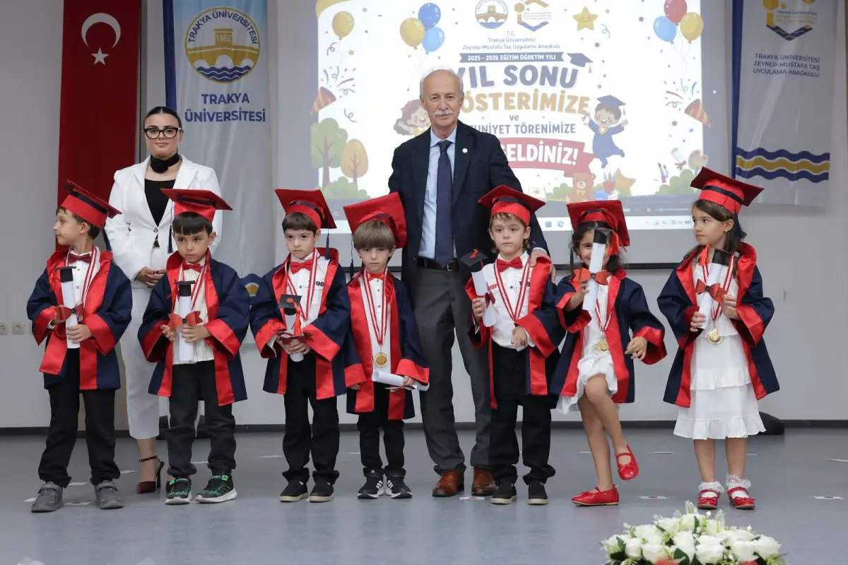 Trakya Üniversitesi Uygulama Anaokulunda mezuniyet töreni düzenlendi