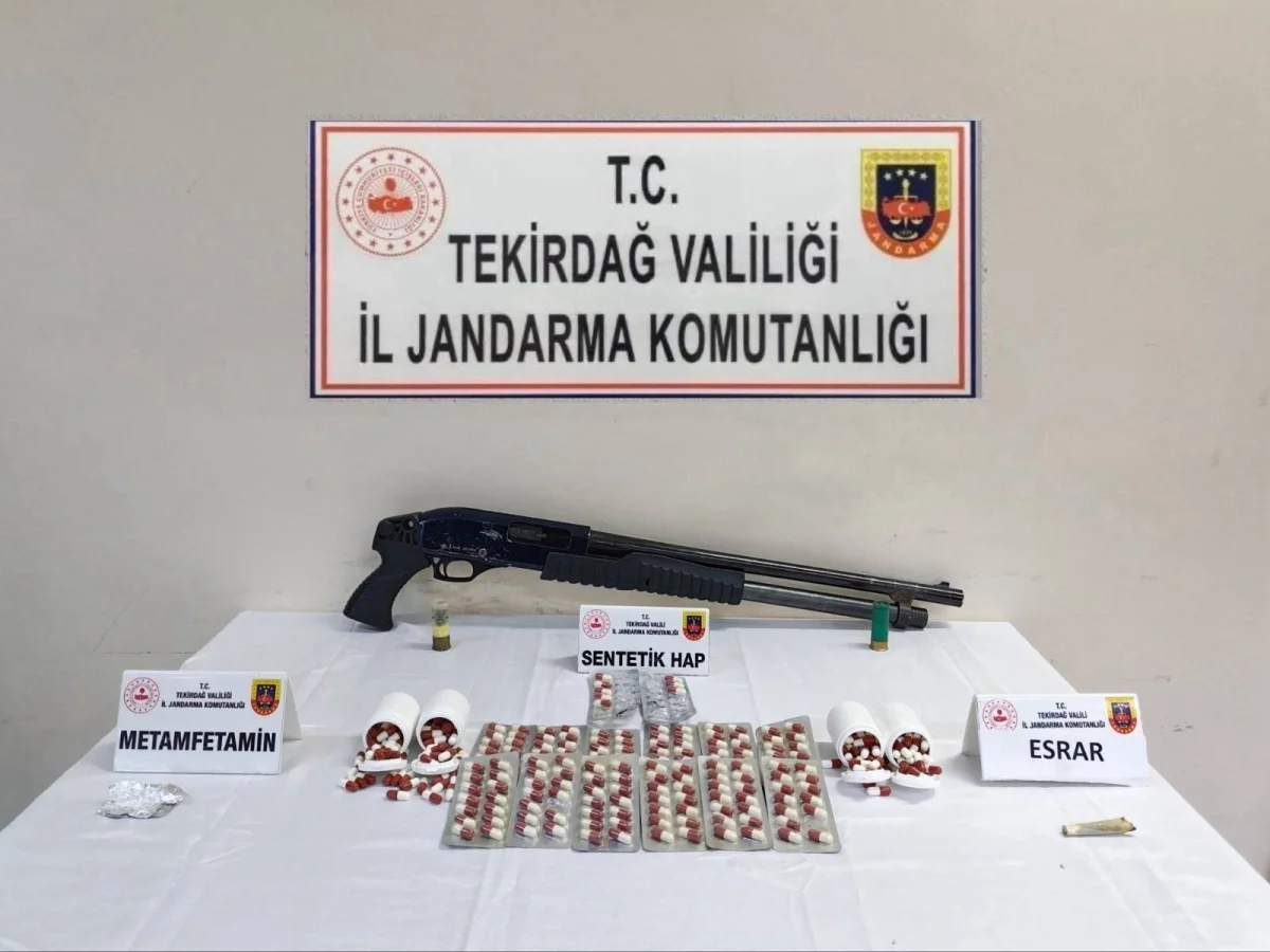 Zehir Tacirine Darbe: 403 Hapla Yakalandı
