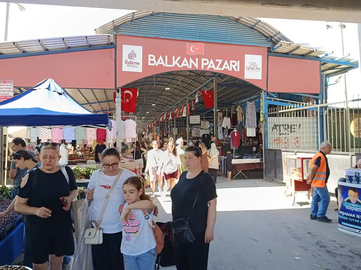Balkan Pazarı'na Ziyaretçi Akını