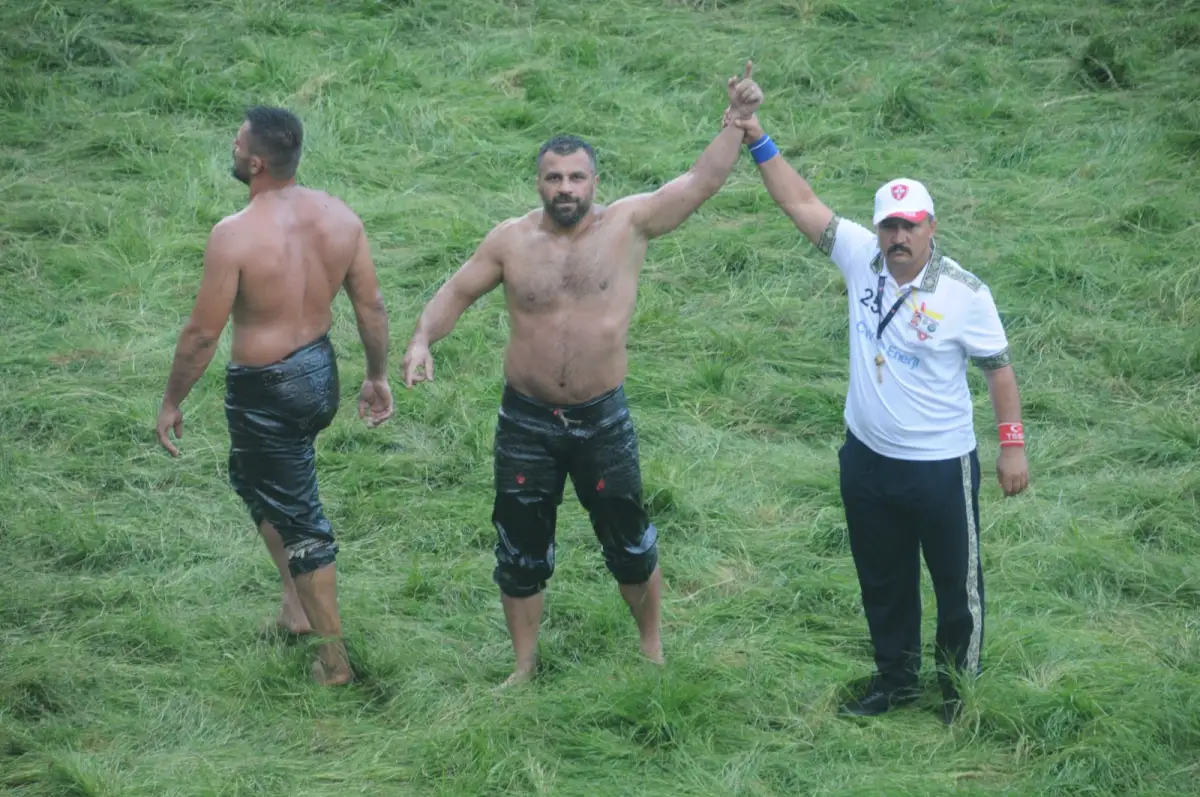 Son 32 başpehlivan çayıra çıkacak: İşte isimler