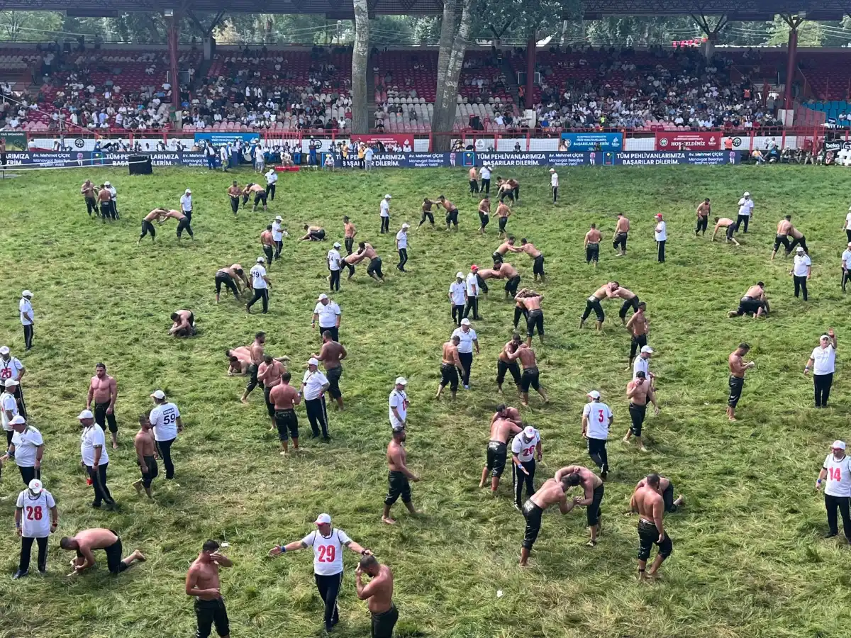 665. Tarihi Kırkpınar Yağlı Güreşleri'nden Unutulmaz Kareler!