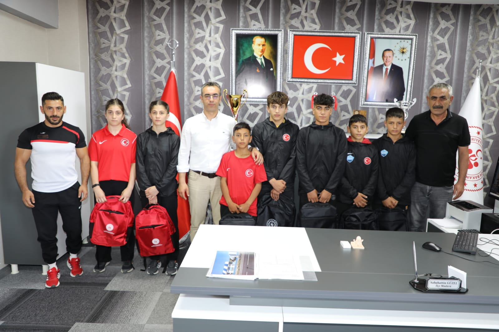 Ağrı GSİM Fedai Din, Şampiyon Sporcularla Bir Araya Geldi