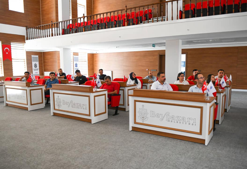 Banketin Beypazarı İlçesinde, Kent Bilgi Sistemi kapsamında Belediye Personeline Seminer Verildi
