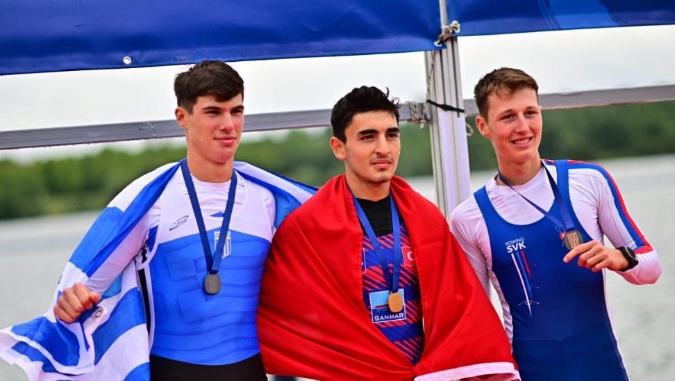 Milli Kürekçi Dünya Şampiyonu